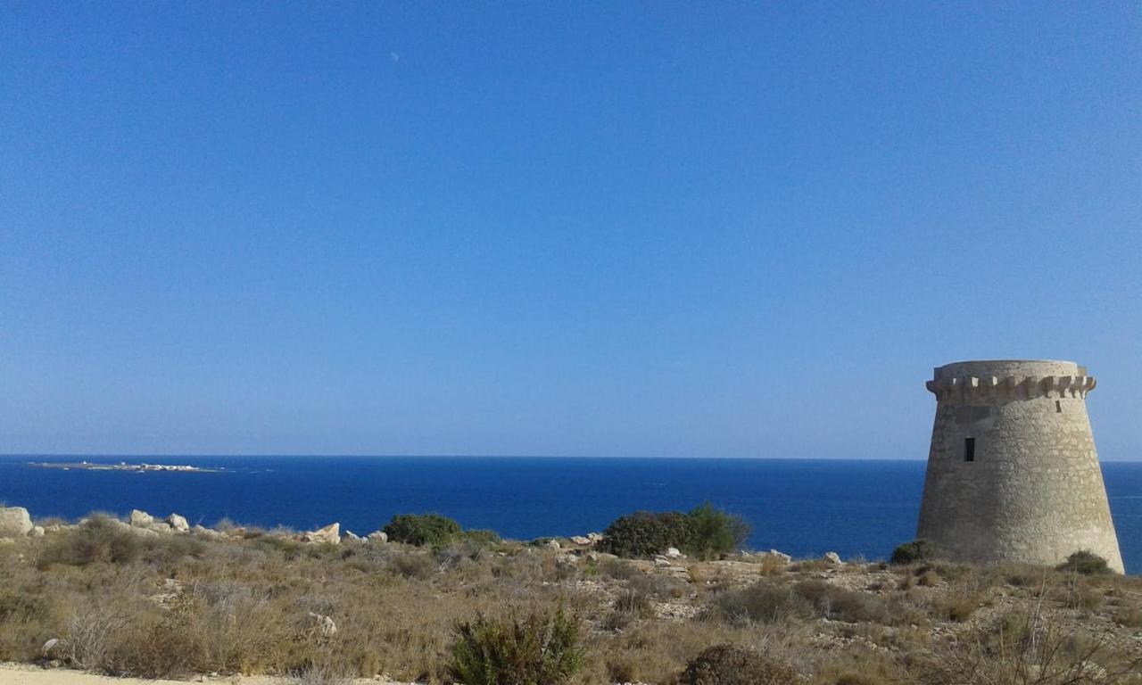 Bonito Piso Con Vistas Al Mar. Apartment ซานตาโปลา ภายนอก รูปภาพ